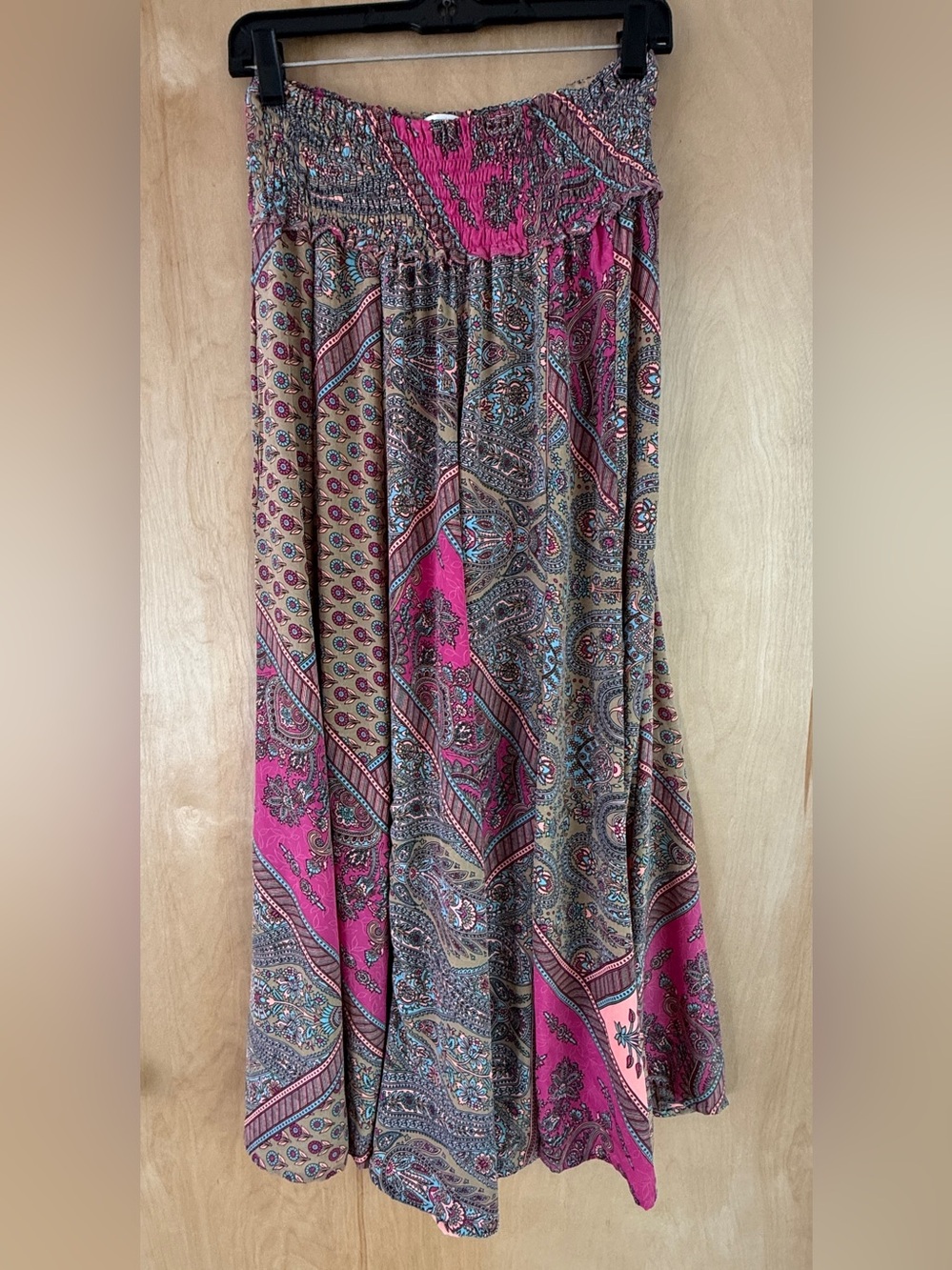 Bohemian Wide-Leg Printed Palazzo Pants in Pink & Orange - Picture 4 of 12
